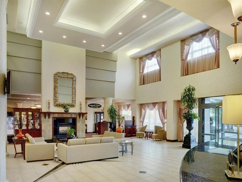 Holiday Inn & Suites Oakville At Bronte By Ihg Екстер'єр фото