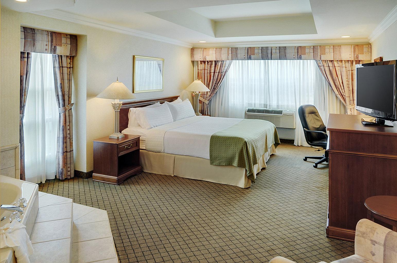 Holiday Inn & Suites Oakville At Bronte By Ihg Екстер'єр фото