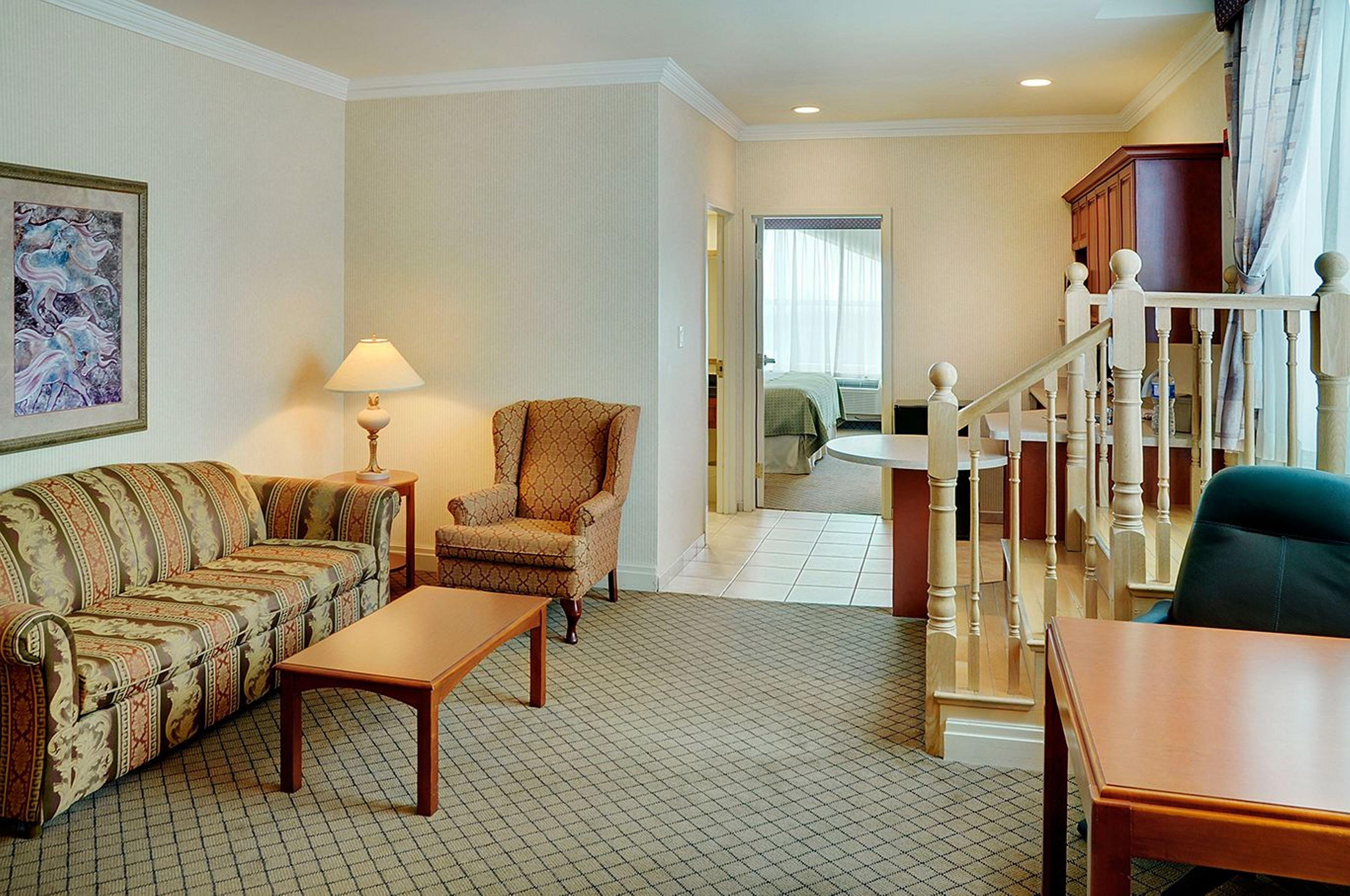 Holiday Inn & Suites Oakville At Bronte By Ihg Екстер'єр фото