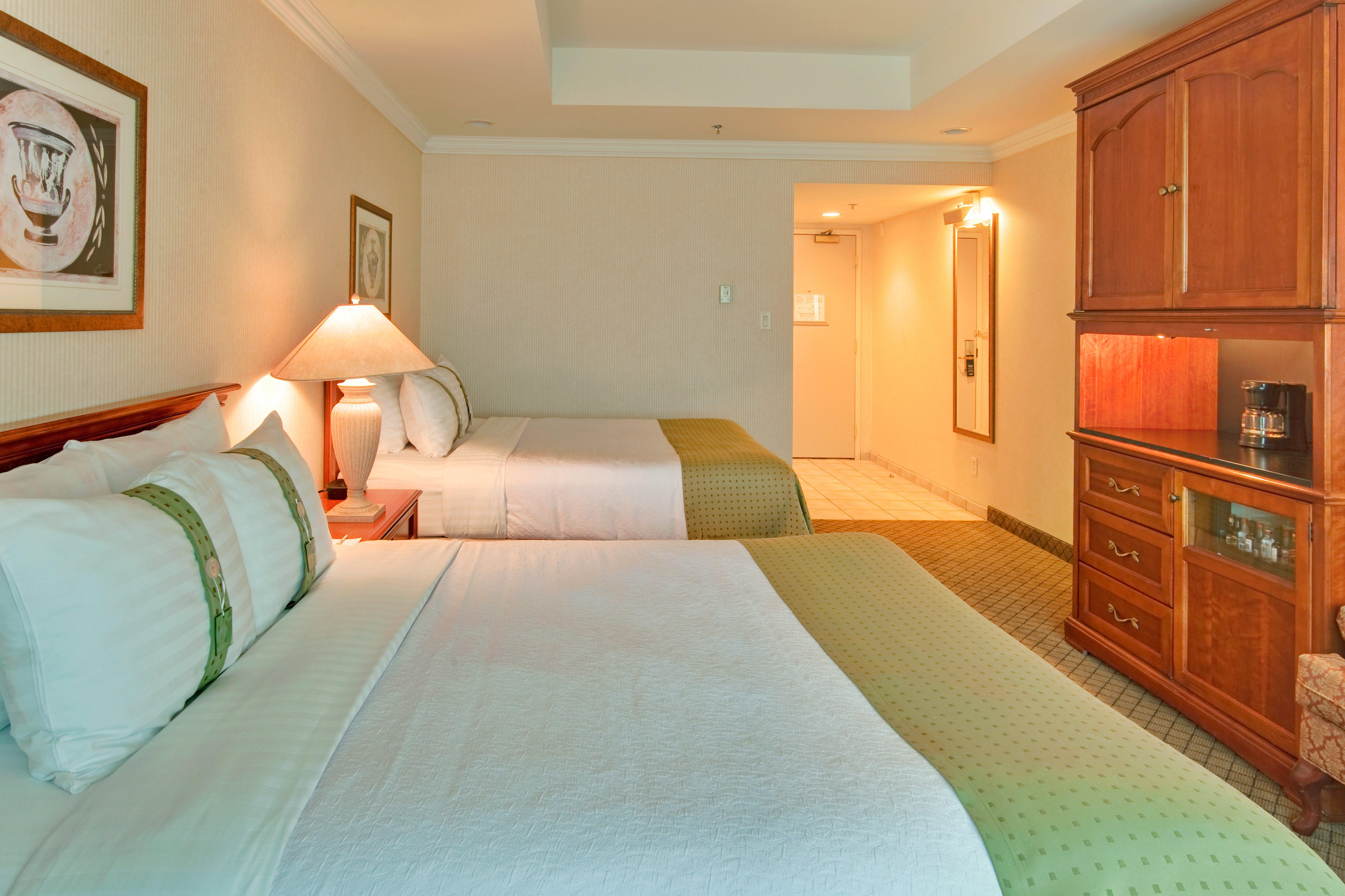 Holiday Inn & Suites Oakville At Bronte By Ihg Екстер'єр фото