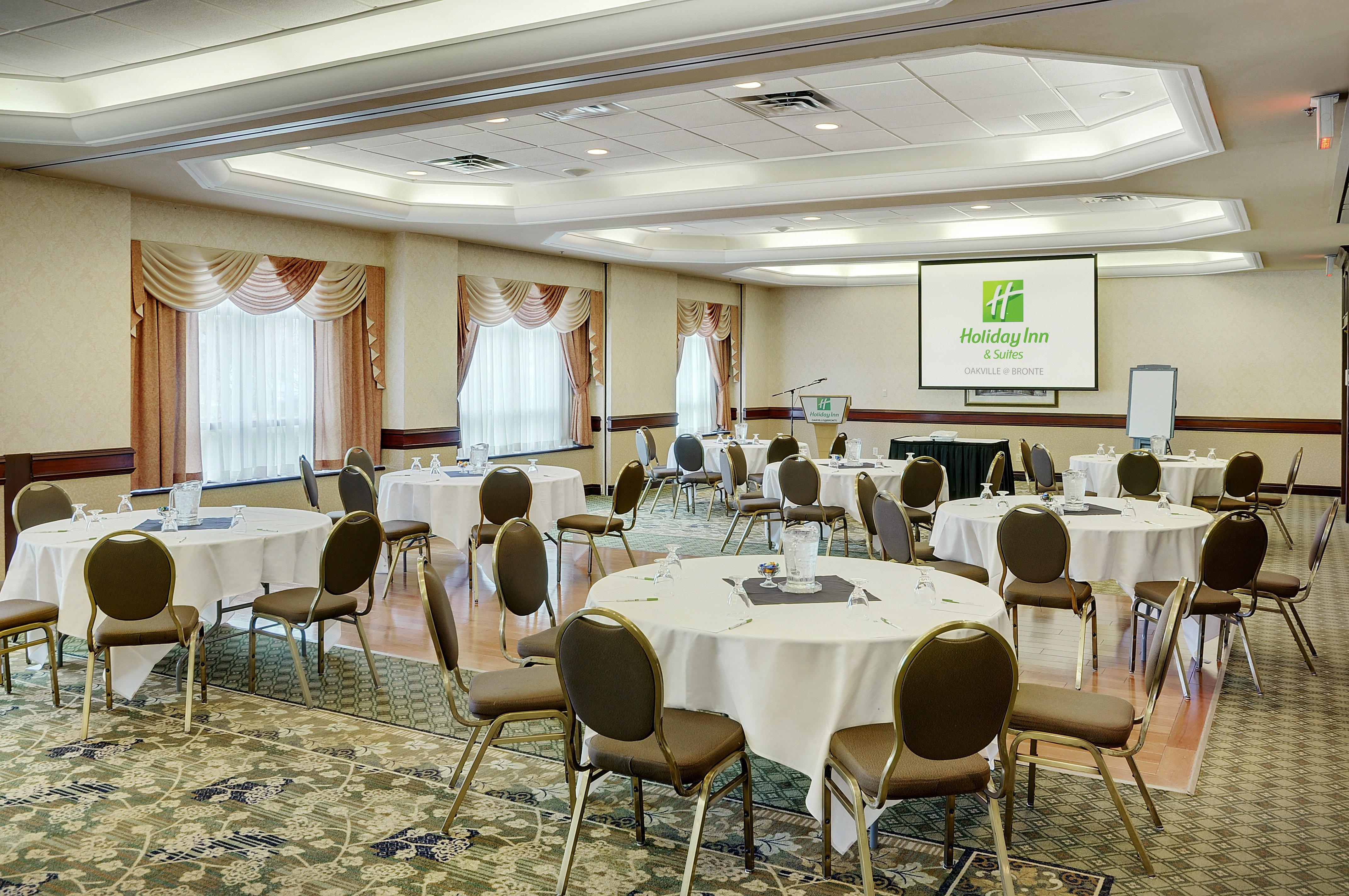 Holiday Inn & Suites Oakville At Bronte By Ihg Екстер'єр фото